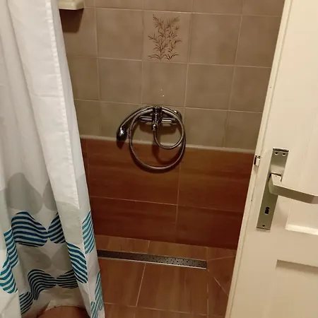 Kiwi Apartment *